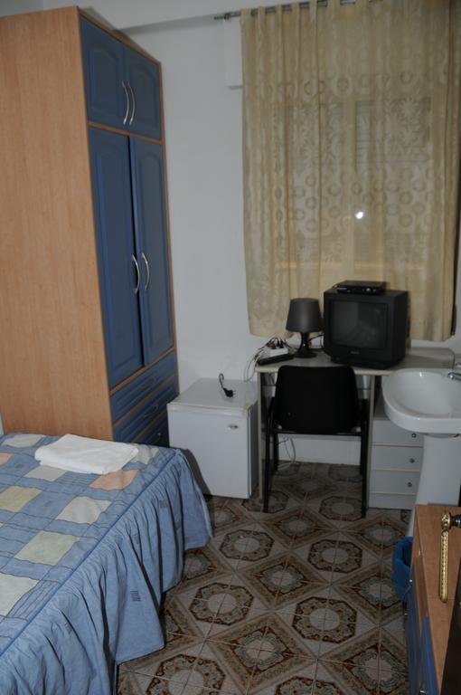 Pension Iglesias Zaragoza Luaran gambar